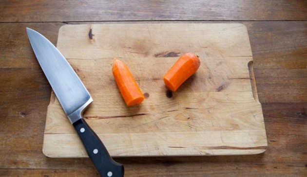 taglia-in-due-la-carota