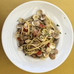 vongole-spaghettoni-lupini-e-pomodorini